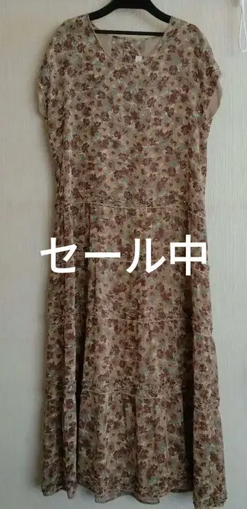 KANEKO ISAO 꽃무늬 프렌치 슬리브 롱 원피스