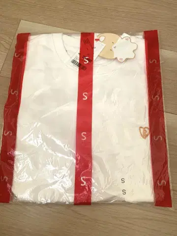 exo 베키 트레기 SPAO 티셔츠 S 사이즈