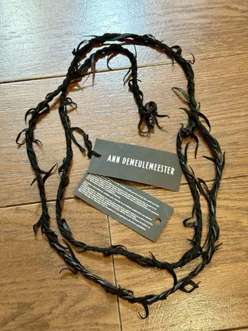 ANN DEMEULEMEESTER 가죽 목걸이 앤 드메르메스터
