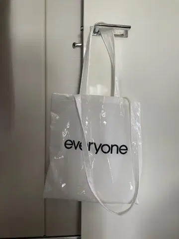 새상품급 everyone TEMBEA 리믹스 PVC 가방