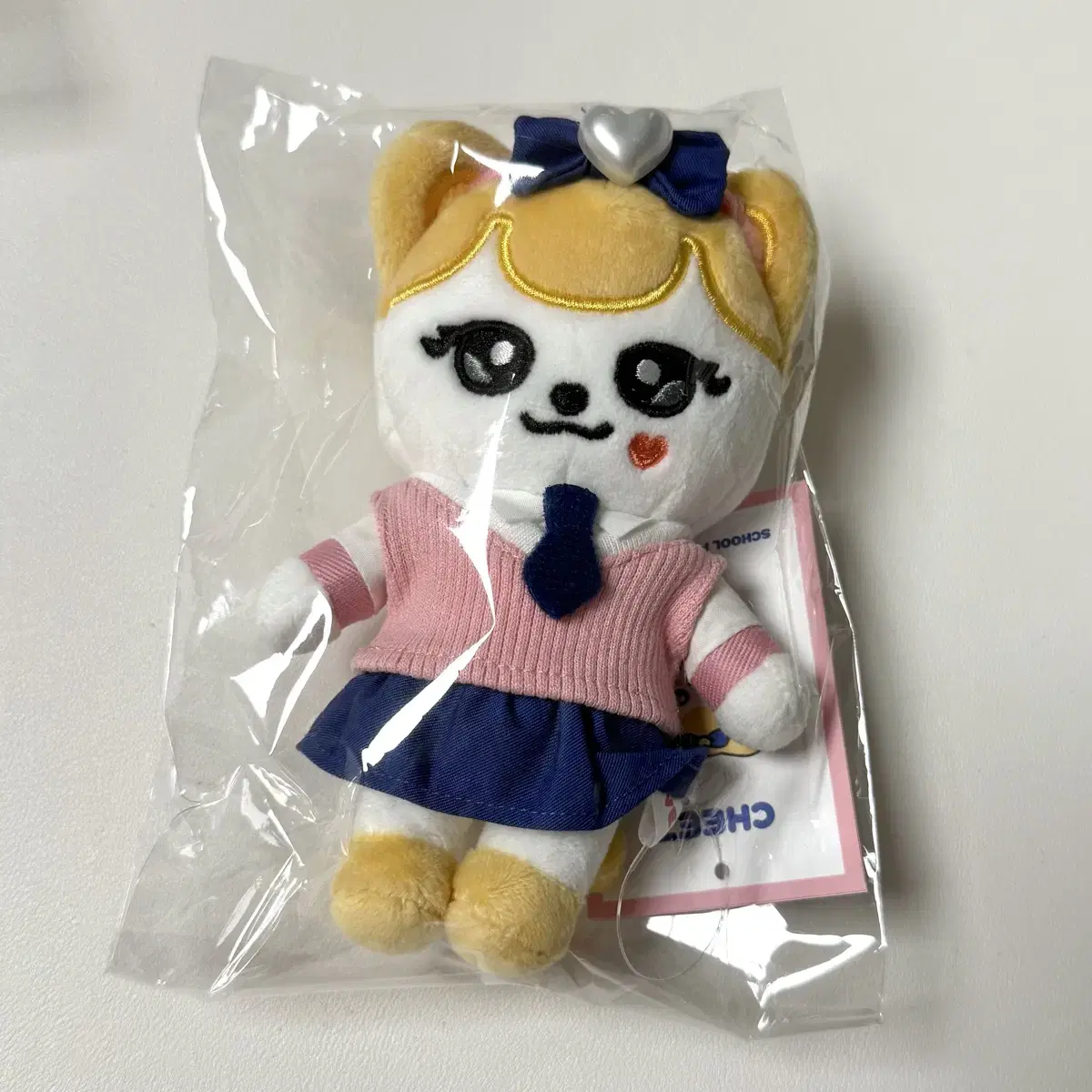 ive minive ミニーブ CHEEZ チーズ ぬいぐるみ IVE minive CHEEZ リズ チーズ ぬいぐるみ - メルカリ