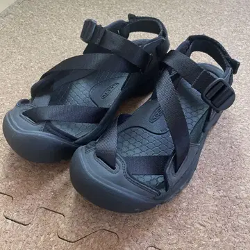 keen 샌들