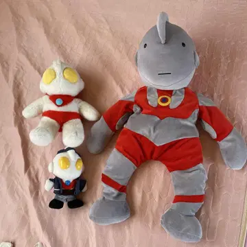 울트라맨 봉제 인형 3종 세트