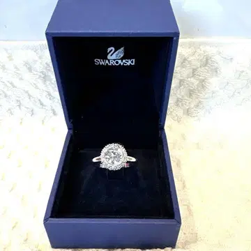 SWAROVSKI 실버 반지 오벌 컷