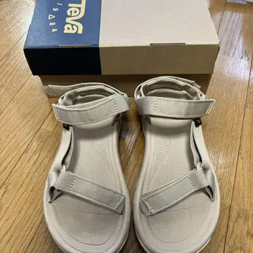 새상품급 TEVA 테바 허리케인 XLT2 [우먼] 박스 포함