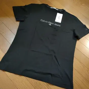 Calvin Klein Jeans 블랙 티셔츠 L