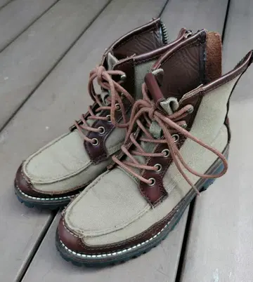 UBIQ 비브람 밑창 부츠