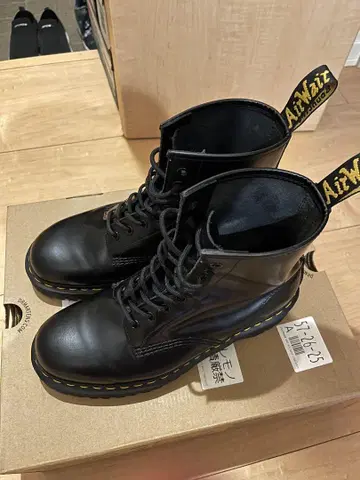 닥터마틴 Dr.Martens 1460 8홀 uk8 27cm