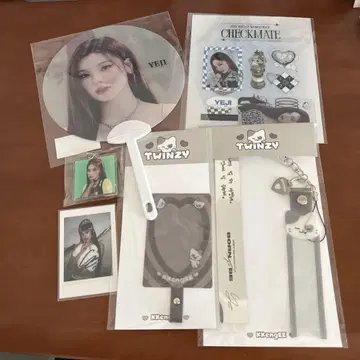 ITZY 예지 부채 TWINZY 굿즈 세트