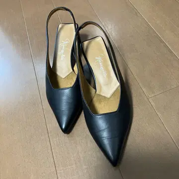 새상품급 긴자 카네마츠 블랙 샌들 24cm
