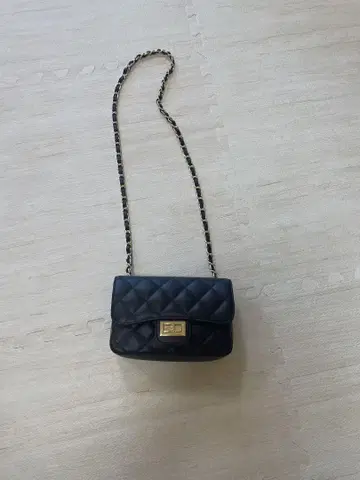 미사용 오렌티 퀼팅 숄더백