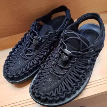 KEEN 샌들 23cm