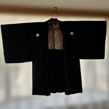 순수 실크 블랙 문장 기모노 겉옷 기모노