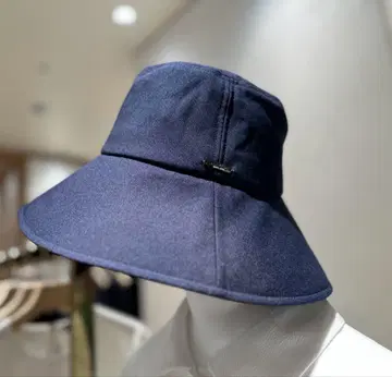 미드 네이비 아시야 로사브란 콜라보 패킷 햇