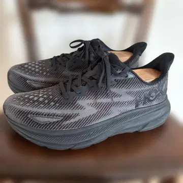 HOKA 클리프톤 9 호카오네오네 CLIFTON 9