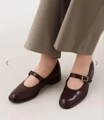 새상품급 클래식 멜리 제인 플랫 24.5cm