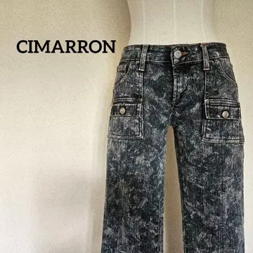 CIMARRON 블랙 계열 꽃무늬 보타니컬 슬림 레그 부츠 컷 데님