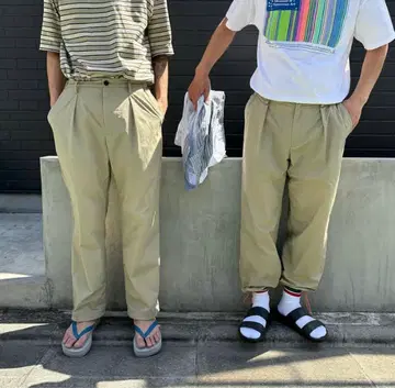 SLIDER STORE 압도적 발수 trousers 베이지 사이즈 3