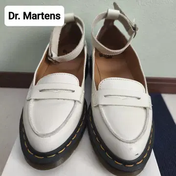 Dr. Martens 화이트 로퍼 앵클 스트랩