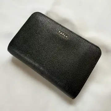 훌라 블랙 접이식 지갑