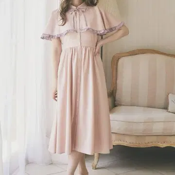 Areeam 배색 프릴 케이프 원피스
