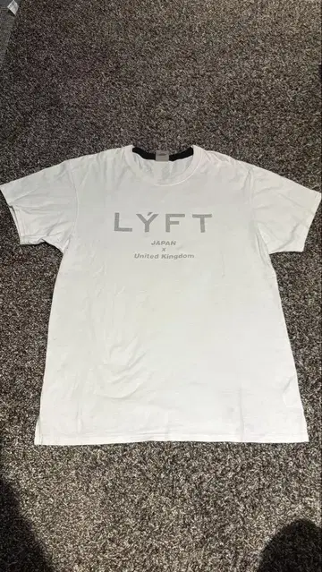 LYFTt 셔츠
