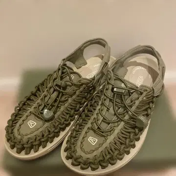 KEEN 스포츠 샌들 24cm