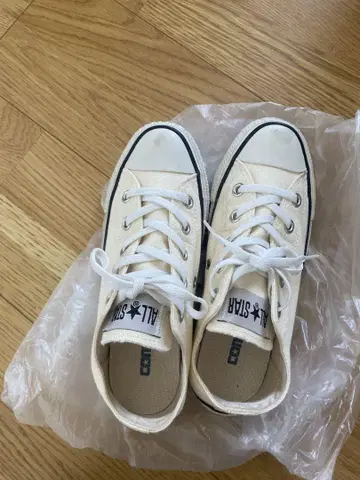 CONVERSE 아이보리 스니커즈 US 5.5