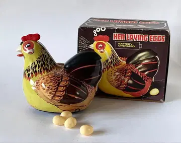 빈티지 양철 완구 계란을 낳는 닭 HEN LAYING EGGS