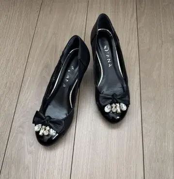 DIANA 다이애나 웨지솔 펌프스 23.5cm M