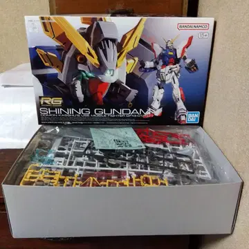 RG 1/144 샤이닝 건담