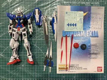 MG 1/100 건담 엑시아 완성품 정크 건프라