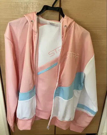스토푸리 사토미 STPR 저리 상하의