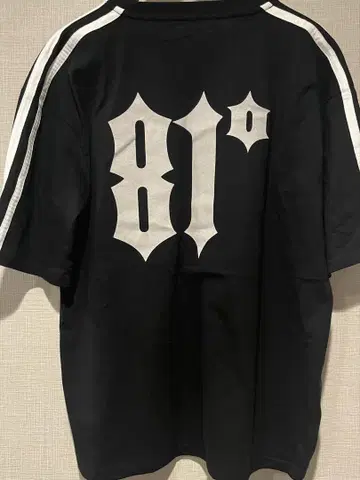 BIG GRAPHIC 티셔츠 (BLACK) XL