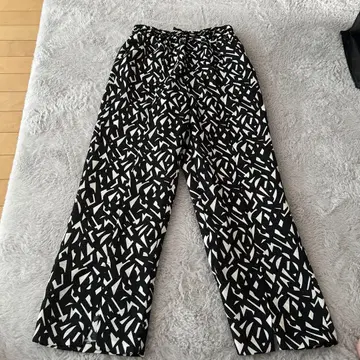 ma couleur 마쿠르 팬츠 슬릿 별주
