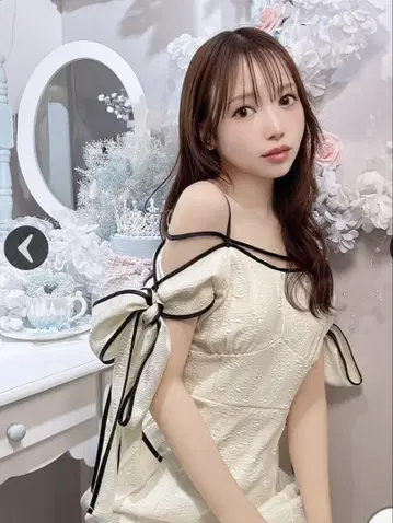 택 포함 리본 슬리브 원피스 미셸 마카롱