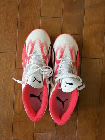 PUMA 축구화 화이트/핑크