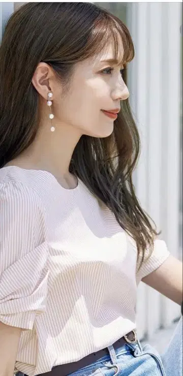 Tia Classe [세탁 가능] 리본 소매 블라우스