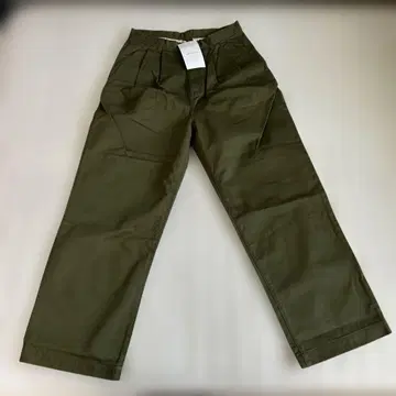 카키 코튼 팬츠