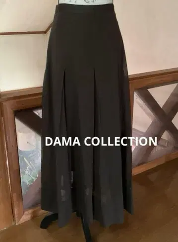 컨디션 최상 DAMA collection 다크 브라운 시어 플리츠 스커트