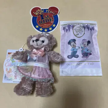 새상품 택 포함 더피 셰리 메이 인형 배지 덤 포함