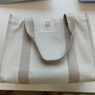 Lululemon 화이트 스트라이프 토트백