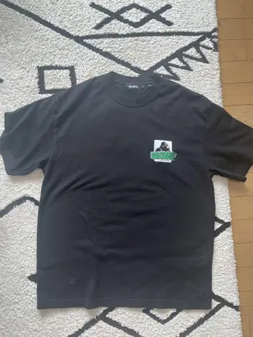 X-Large 티셔츠