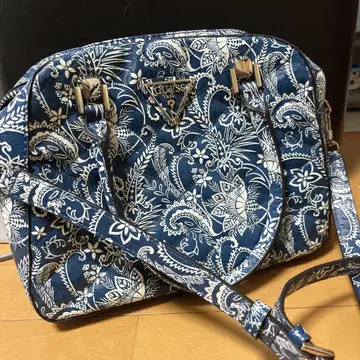 GUESS 숄더백