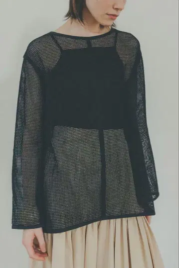 CLANE LOOSE MESH TOPS 새상품급