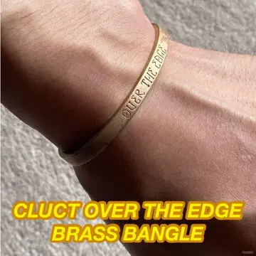 CLUCT OVER THE EDGE 놋쇠 뱅글