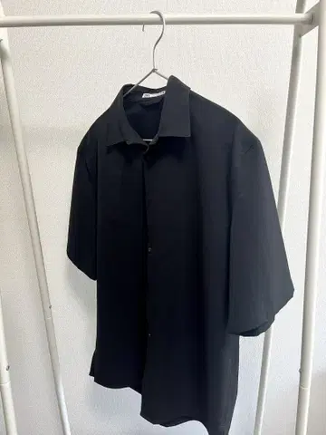 자라 시어서커 셔츠 (반팔) 블랙