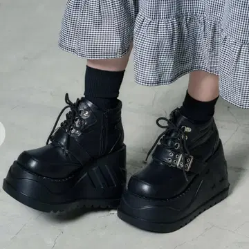 Whinny 세상이 넓게 보이는 신발