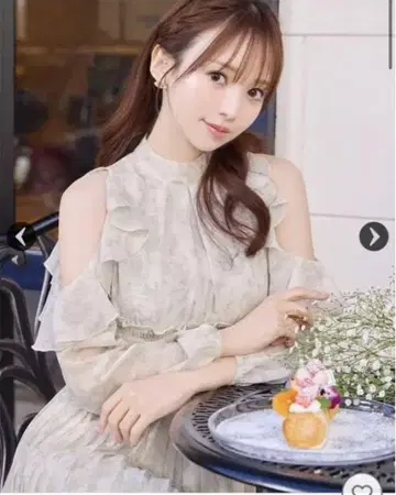 로얄 플뢰르 롱 원피스 미셸 마카롱