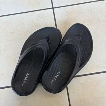 AZUL BY MOUSSY 샌들 (23.5~24.0)